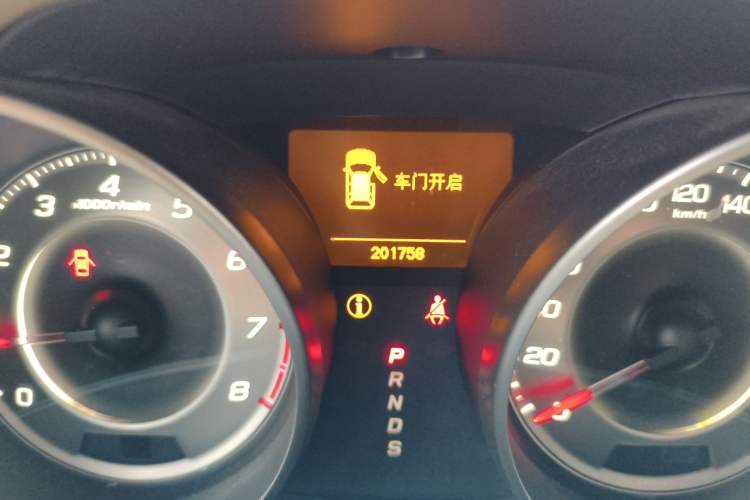 Used Acura MDX 2010 3.7 Standard Edition Odometer Close Up