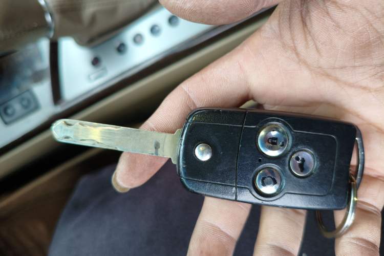 Used Acura MDX 2010 3.7 Standard Edition Vehicle Key