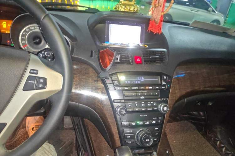 Used Acura MDX 2010 3.7 Comfort Edition Audio And AC Panel