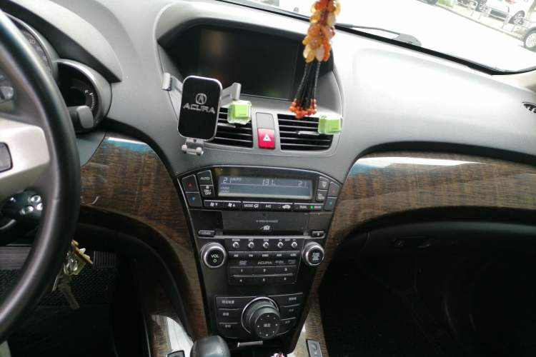 Used Acura MDX 2010 3.7 Standard Edition Audio And AC Panel