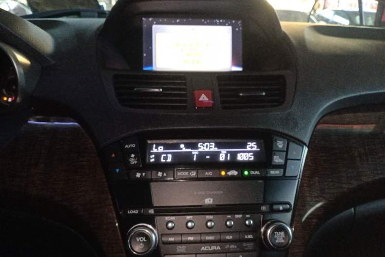 Used Acura MDX 2010 3.7 Standard Edition Audio And AC Panel