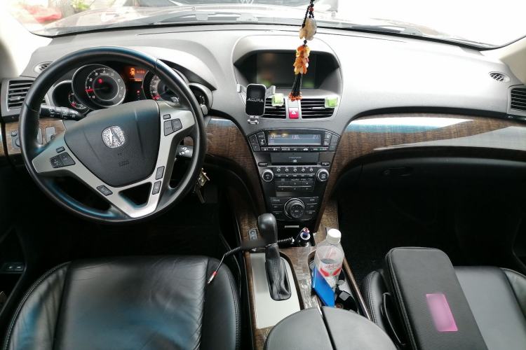 Used Acura MDX 2010 3.7 Standard Edition Center Console