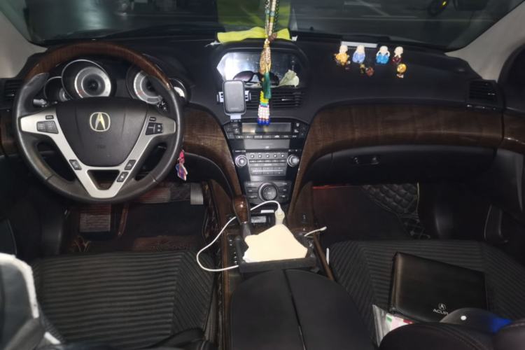 Used Acura MDX 2010 3.7 Standard Edition Center Console