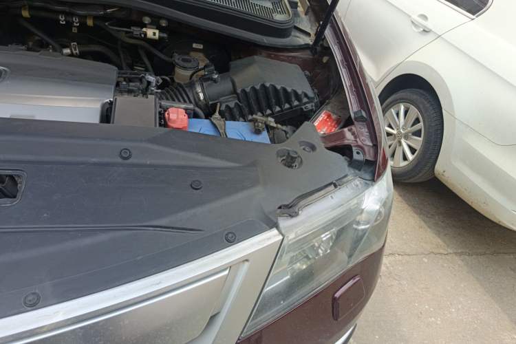 Used Acura MDX 2010 3.7 Standard Edition Engine Bay Left