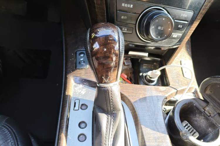 Used Acura MDX 2010 3.7 Comfort Edition Gear Lever
