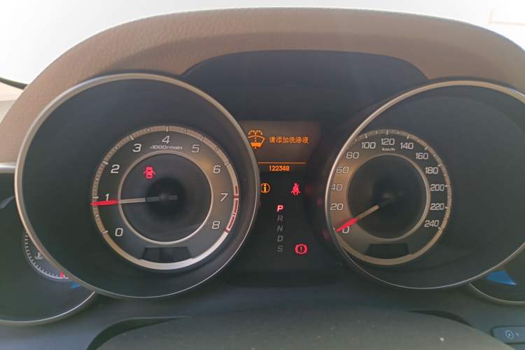 Used Acura MDX 2010 3.7 Standard Edition Odometer Close Up