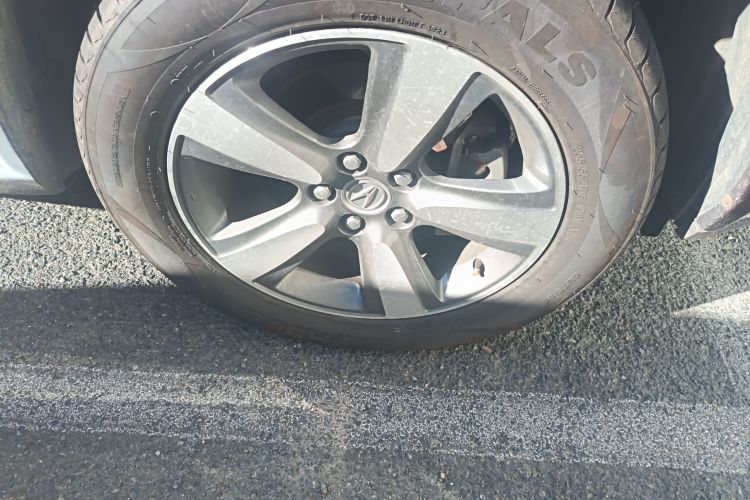 Used Acura MDX 2010 3.7 Standard Edition Right Front Wheel Hub
