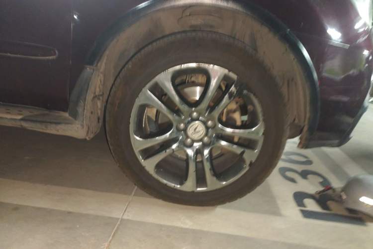 Used Acura MDX 2010 3.7 Standard Edition Right Front Wheel Hub