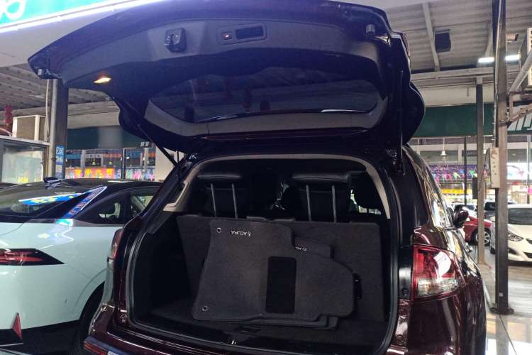 Used Acura MDX 2010 3.7 Standard Edition Trunk