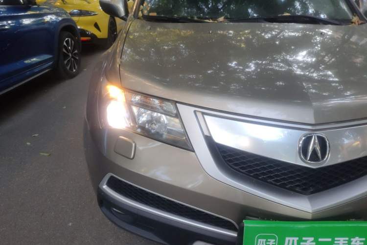 Used Acura MDX 2010 3.7 Standard Luxury Sport Edition Right Front Headlight