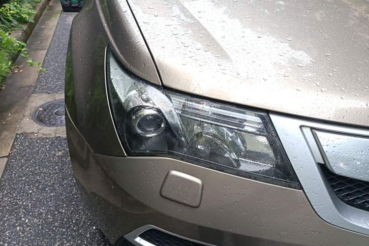 Used Acura MDX 2010 3.7 Standard Edition Right Front Headlight