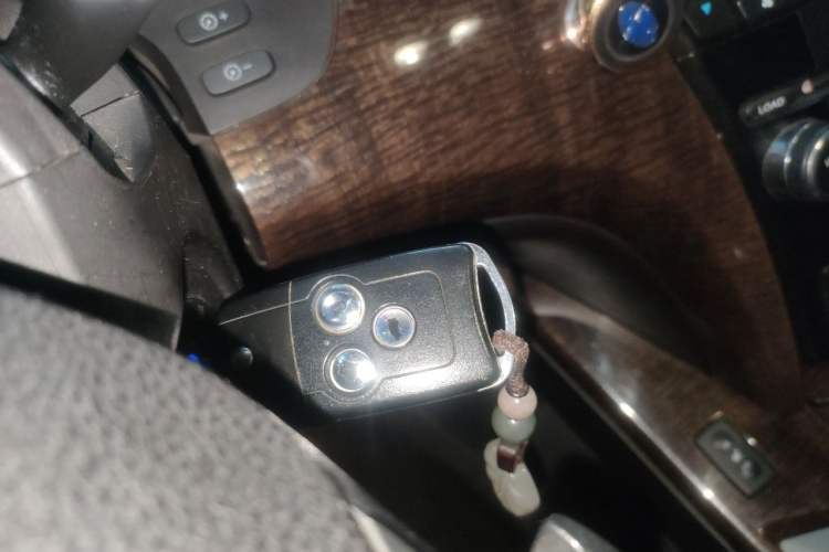 Used Acura MDX 2010 3.7 Standard Luxury Sport Edition Vehicle Key