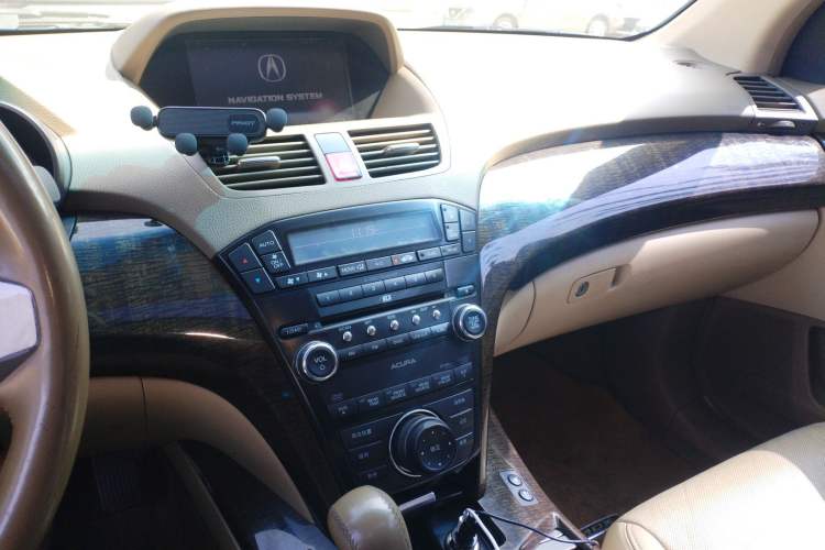 Used Acura MDX 2011 3.7 Comfort Premium Sport Edition Audio And AC Panel