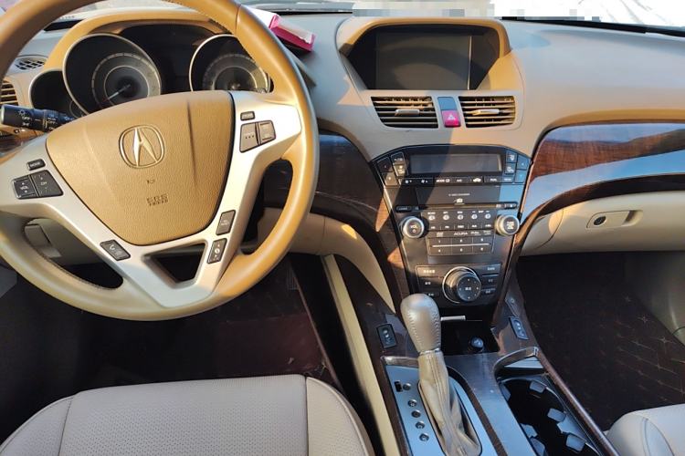 Used Acura MDX 2011 3.7 Standard Deluxe Sport Edition Center Console