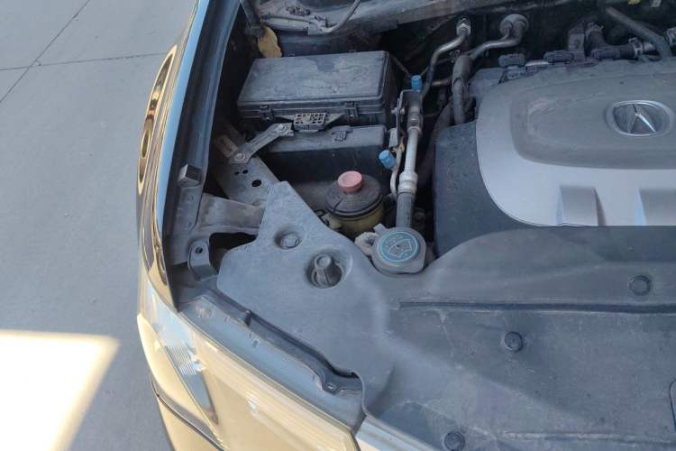Used Acura MDX 2011 3.7 Standard Deluxe Sport Edition Engine Bay Right