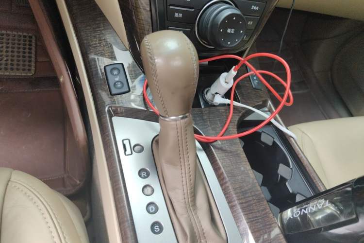 Used Acura MDX 2011 3.7 Standard Deluxe Sport Edition Gear Lever