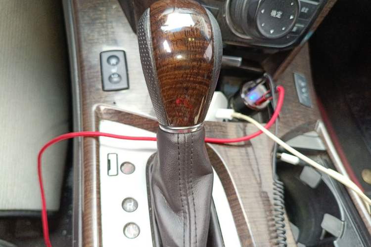 Used Acura MDX 2011 3.7 Standard Deluxe Sport Edition Gear Lever