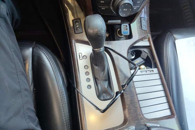 Used Acura MDX 2011 3.7 Standard Deluxe Sport Edition Gear Lever