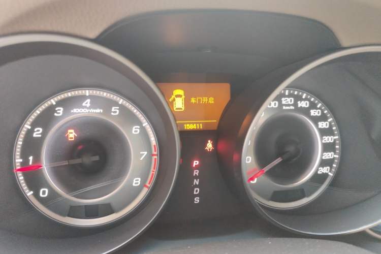Used Acura MDX 2011 3.7 Standard Deluxe Sport Edition Odometer Close Up