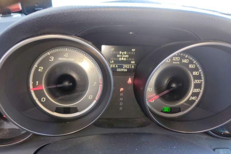 Used Acura MDX 2011 3.7 Standard Deluxe Sport Edition Odometer Close Up