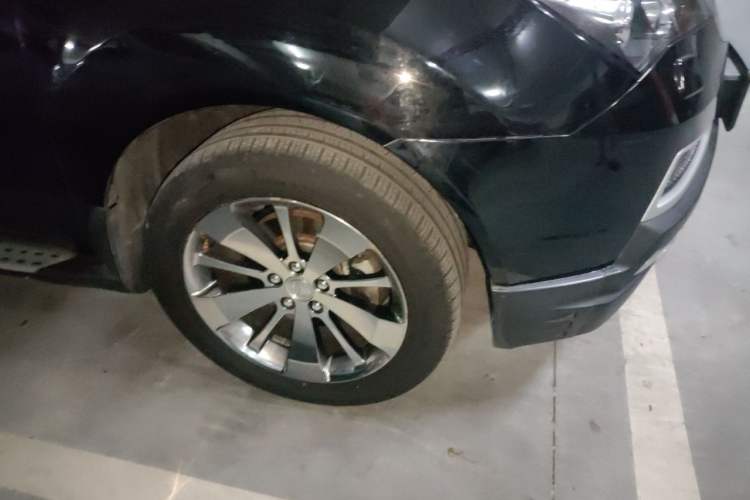 Used Acura MDX 2011 3.7 Standard Deluxe Sport Edition Right Front Wheel Hub