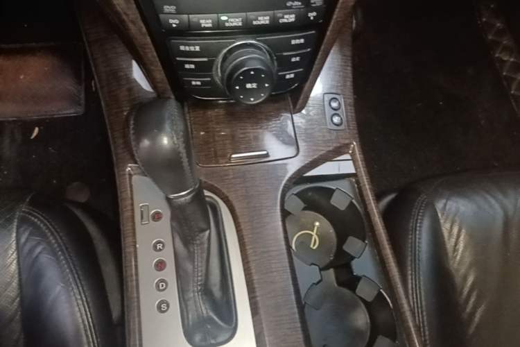 Used Acura MDX 2011 3.7 Standard Deluxe Sport Edition Gear Lever