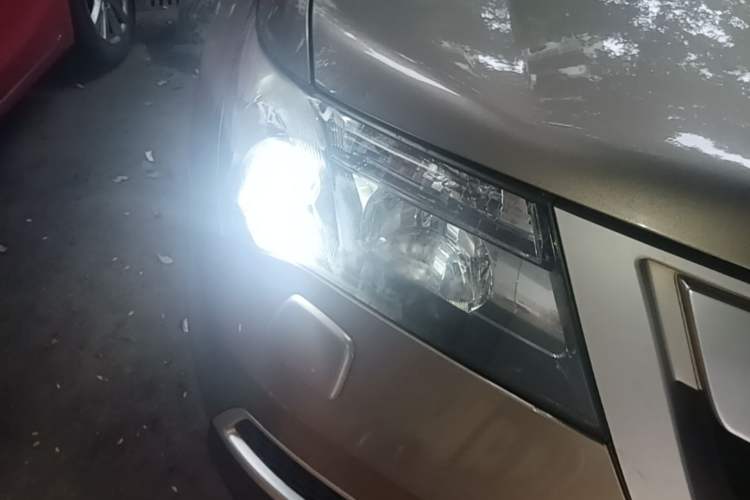 Used Acura MDX 2011 3.7 Standard Deluxe Sport Edition Right Front Headlight