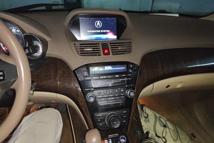 Used Acura MDX 2011 3.7 Standard Deluxe Sport Edition Audio And AC Panel
