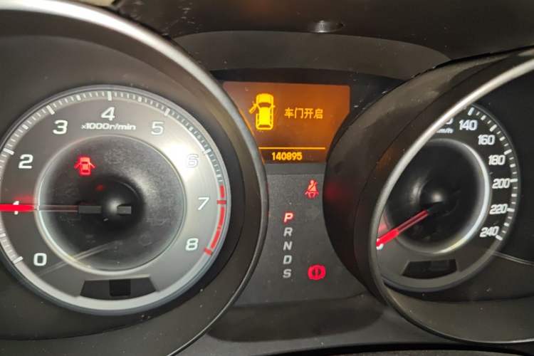Used Acura MDX 2011 3.7 Standard Deluxe Sport Edition Odometer Close Up