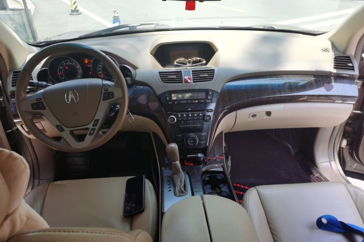 Used Acura MDX 2011 3.7 Standard Deluxe Sport Edition Center Console