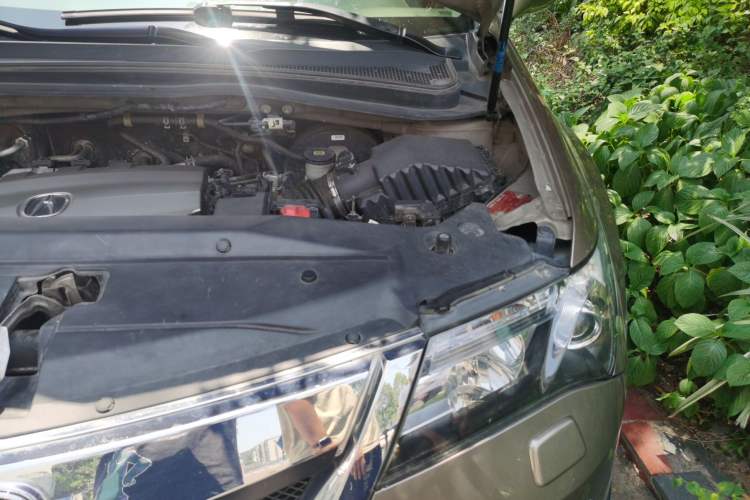 Used Acura MDX 2011 3.7 Standard Deluxe Sport Edition Engine Bay Left