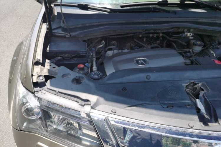 Used Acura MDX 2011 3.7 Standard Deluxe Sport Edition Engine Bay Right