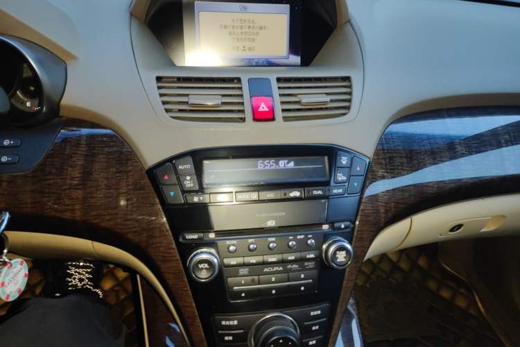 Used Acura MDX 2011 3.7 Standard Deluxe Sport Edition Audio And AC Panel