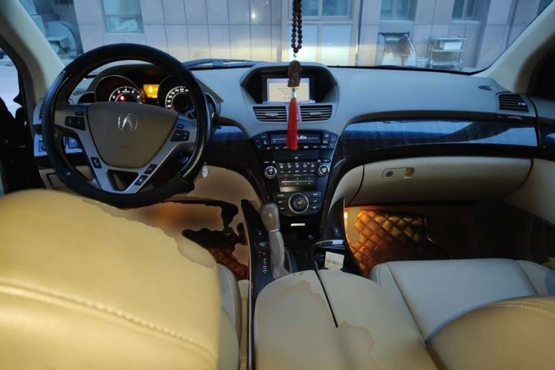Used Acura MDX 2011 3.7 Standard Deluxe Sport Edition Center Console
