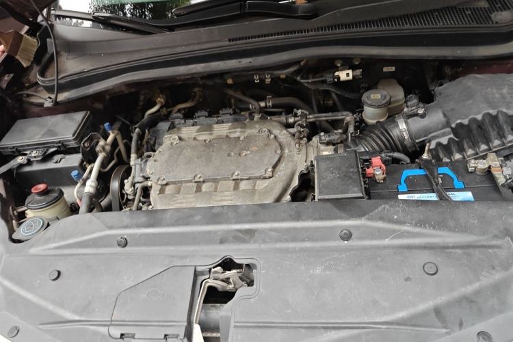 Used Acura MDX 2011 3.7 Standard Deluxe Sport Edition Engine Bay