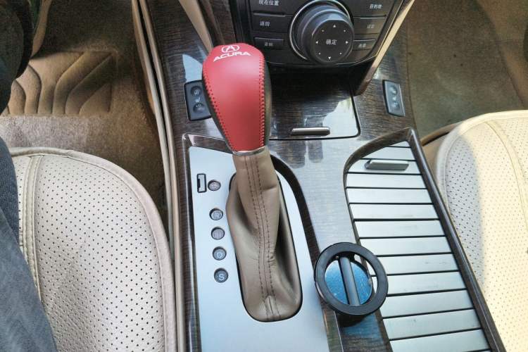 Used Acura MDX 2011 3.7 Standard Deluxe Sport Edition Gear Lever