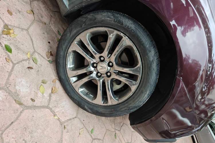 Used Acura MDX 2011 3.7 Standard Deluxe Sport Edition Right Front Wheel Hub