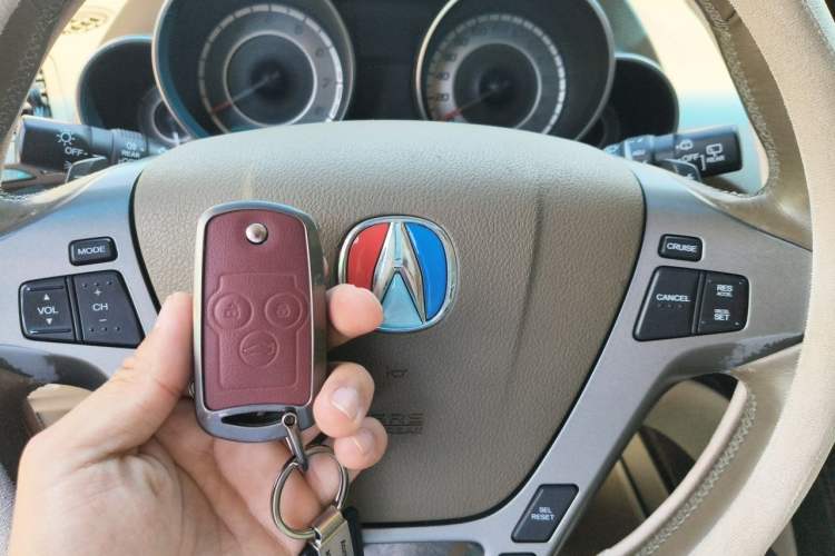 Used Acura MDX 2011 3.7 Standard Deluxe Sport Edition Vehicle Key