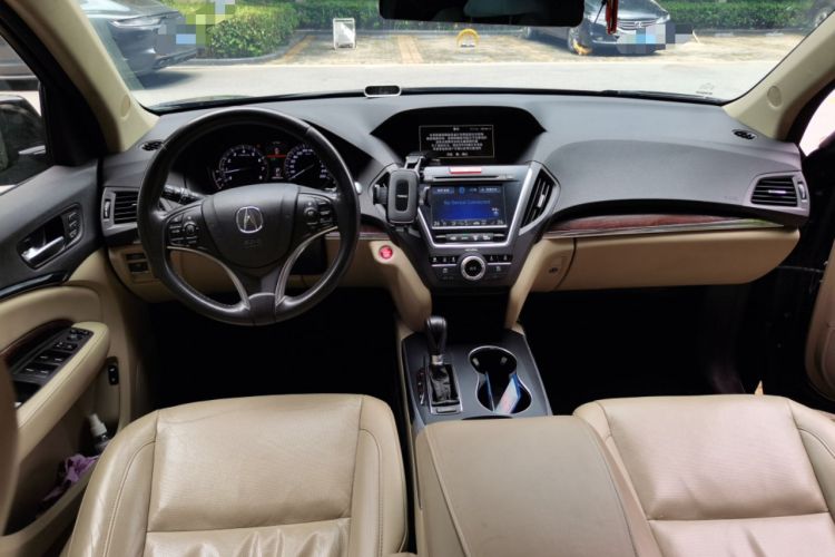 Used Acura MDX 2014 3.5L Elite Edition Center Console