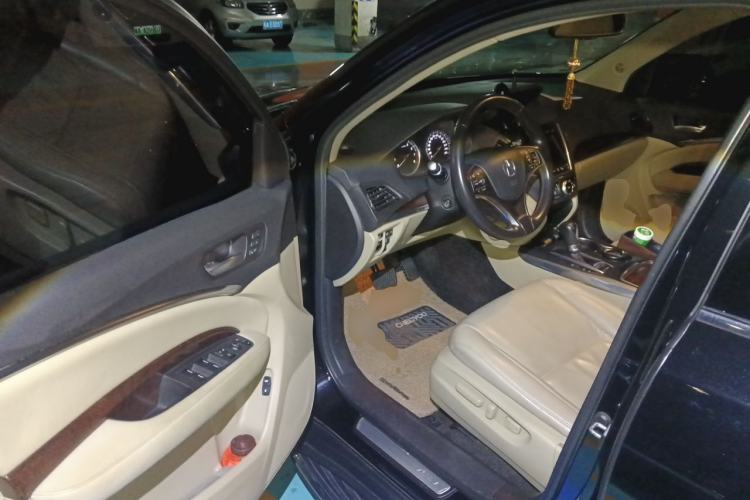Used Acura MDX 2014 3.5L Elite Edition Driver Seat