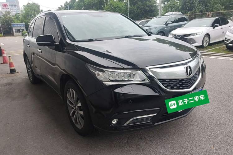 Used Acura MDX 2014 3.5L Elite Edition Front Right 45 Deg