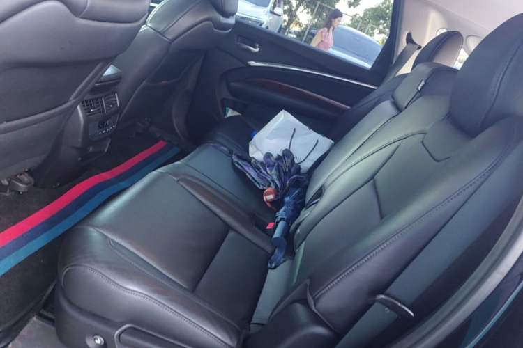 Used Acura MDX 2014 3.5L Elite Edition Left Rear Seat