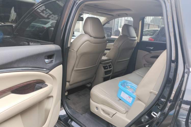Used Acura MDX 2014 3.5L Elite Edition Left Rear Seat