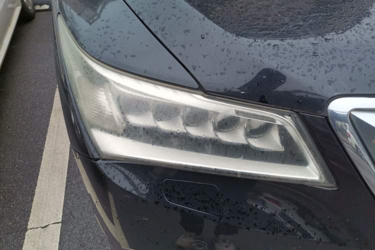 Used Acura MDX 2014 3.5L Elite Edition Right Front Headlight