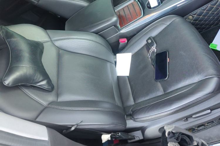 Used Acura MDX 2014 3.5L Elite Edition Right Front Seat