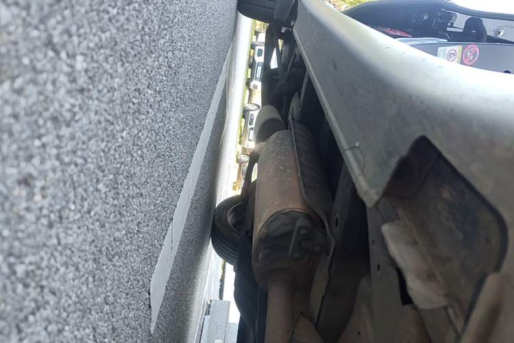 Used Acura MDX 2014 3.5L Elite Edition Right Side Sill