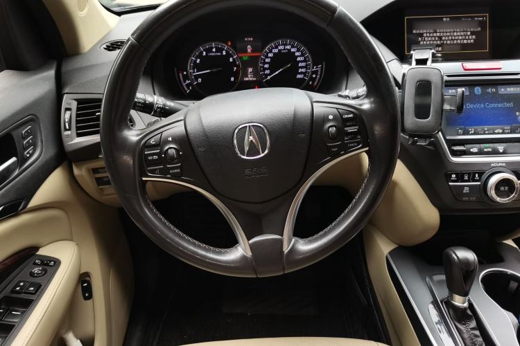 Used Acura MDX 2014 3.5L Elite Edition Steering Wheel