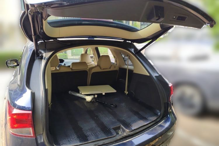 Used Acura MDX 2014 3.5L Elite Edition Trunk