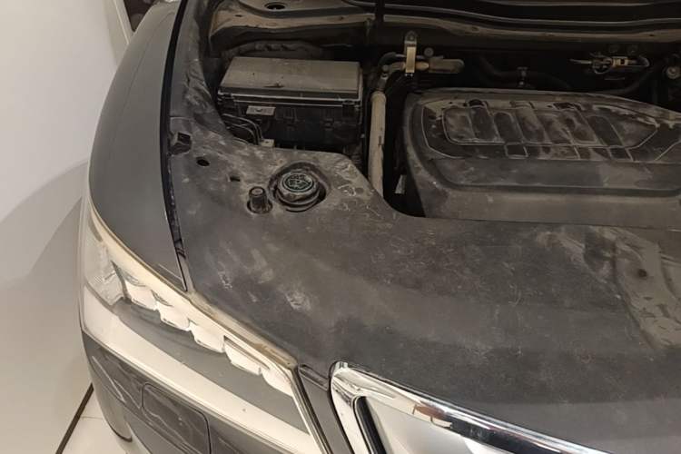 Used Acura MDX 2014 3.5L Elite Edition Engine Bay Right