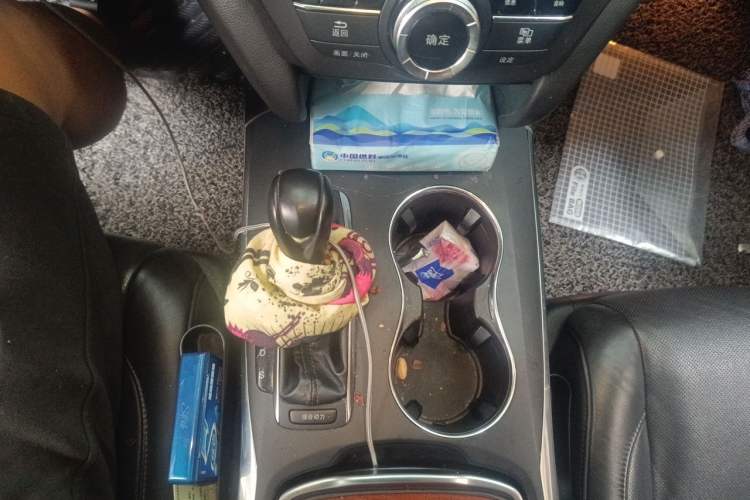 Used Acura MDX 2014 3.5L Elite Edition Gear Lever